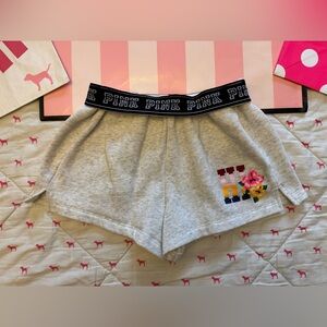 VS PINK LIMITED EDITION FOLDOVER VARSITY SHORTS GRAY FLORAL TROPICAL HAWAII RARE